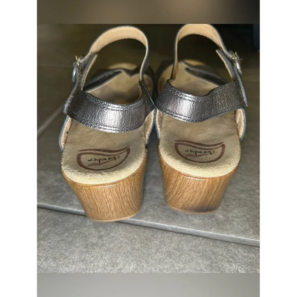 Dansko Season Gray Leather Ankle Strap Platform Sandals Womens Shoe Size 8.5 - 9